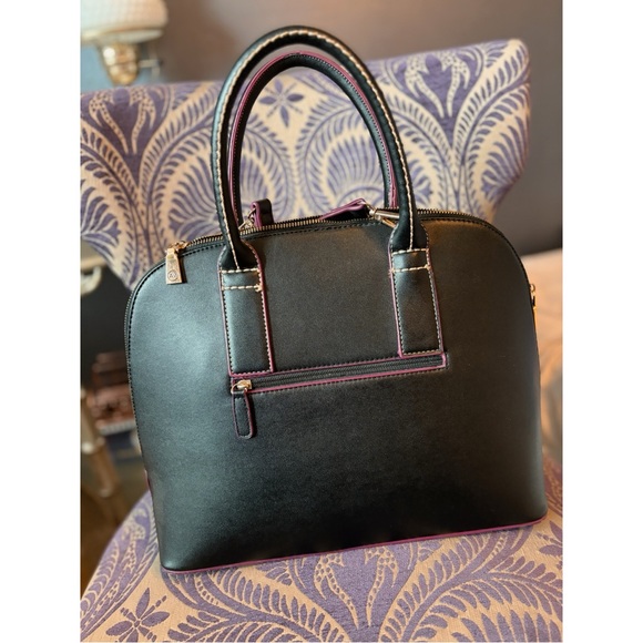 Adrienne Vittadini black classic bag - Picture 5 of 7